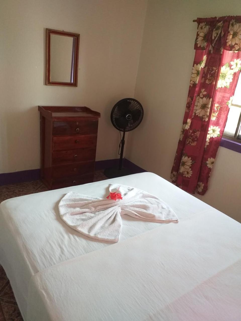 Sea View Hotell Little Corn Island Eksteriør bilde